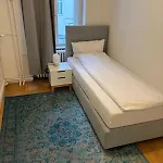 Apartment 4 Kudamm