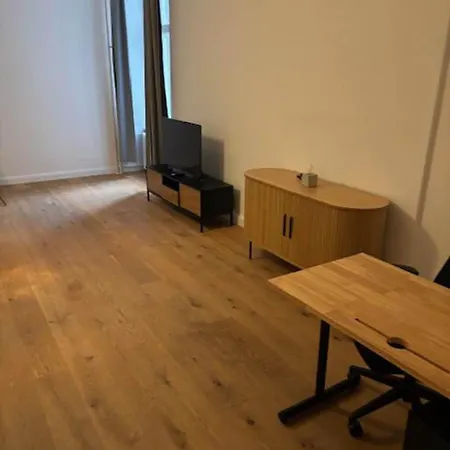 Apartment 4 Kudamm