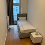 Apartment 4 Kudamm *